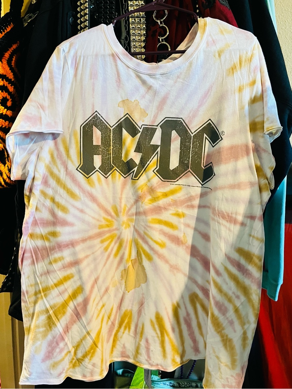 AC/DC Kids Tie-Dye Tee in Pink & Yellow Spiral
